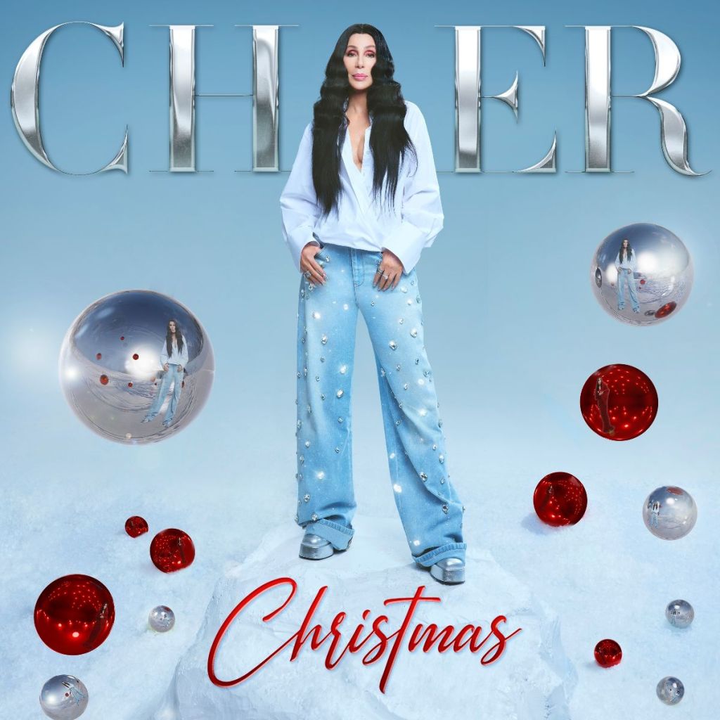 Cher Christmas: L'Iconica Cantante Annuncia il Suo Primo Album Natalizio a 10 Anni dall'Ultimo Lavoro di Inediti