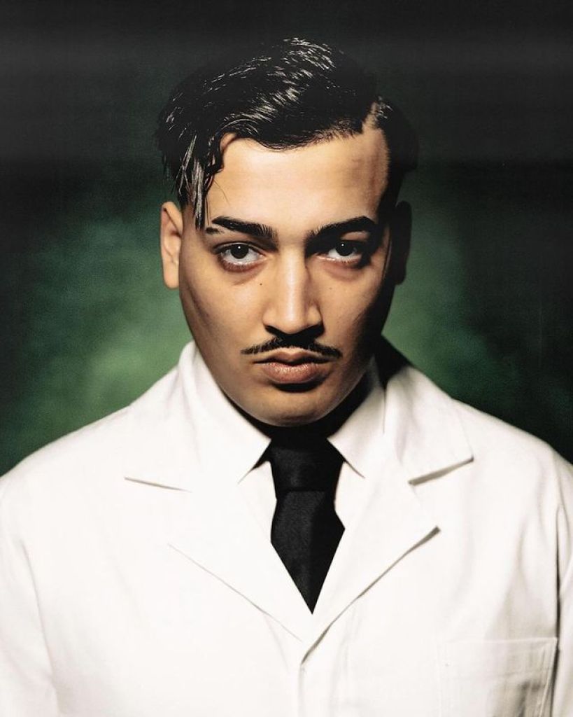 Simba La Rue: L'Incredibile Viaggio nell'Anima Urbana con 'TUNNEL