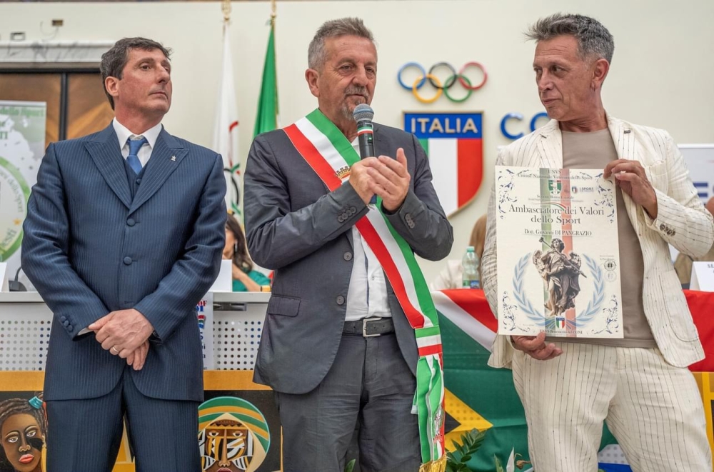 3° INVICTUS DAY, L’ORGANIZZAZIONE DEL “MANDELA FROM ROMA CAPITALE - AMBASSADOR OF FREEDOM” PREMIA IL SINDACO DI AVEZZANO, Dr. GIOVANNI DI PANGRAZIO!