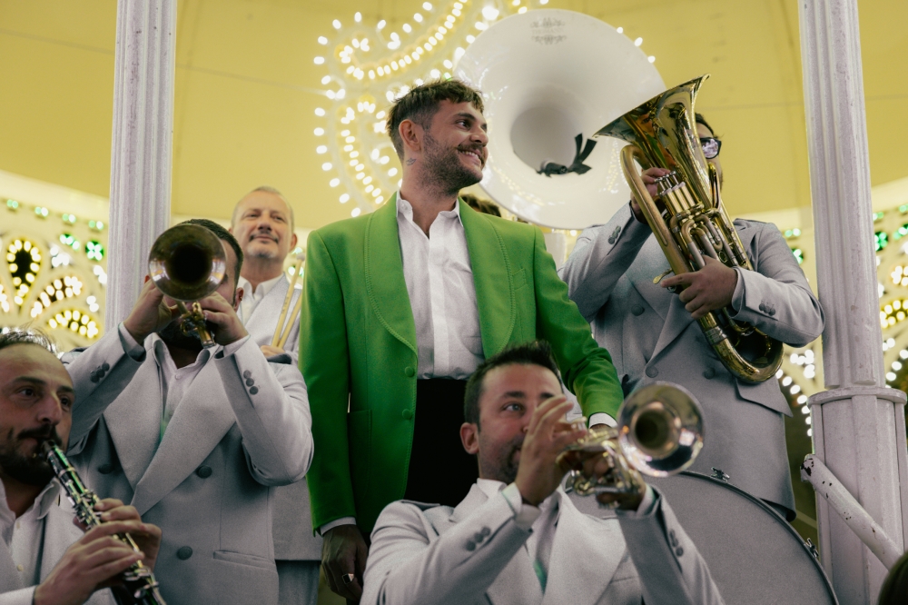 Renzo Rubino, un'estate tra palco e memoria: live in tutta Italia tra