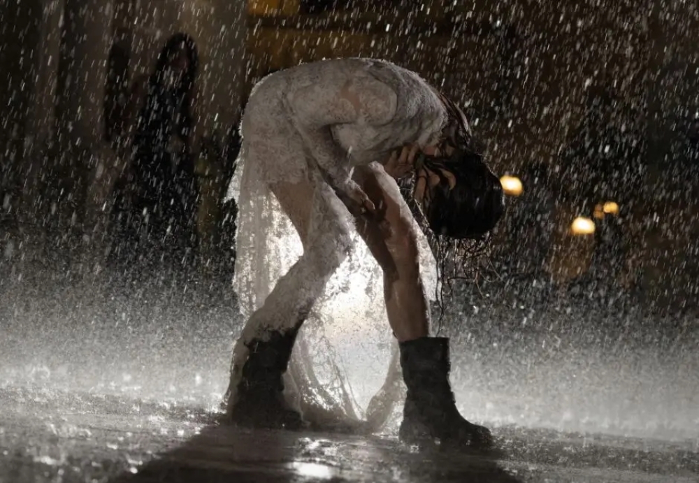 Video – Giorgia, ''GOLPE''. Sposa sotto la pioggia a Galatina