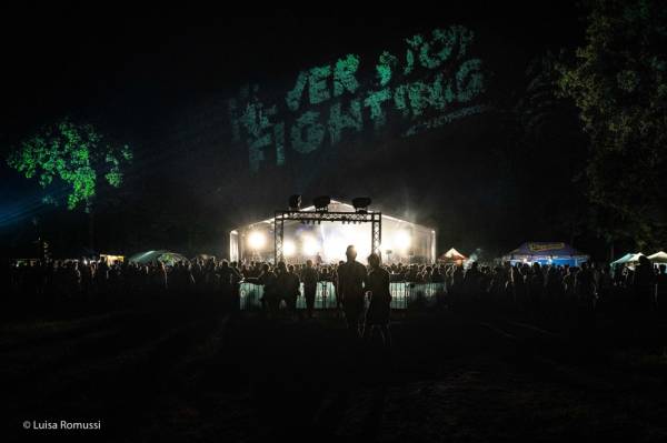 Torna APOLIDE, il festival immerso nella natura: dal 21 al 24 luglio in Piemonte 4 giorni di musica, spettacoli e benessere